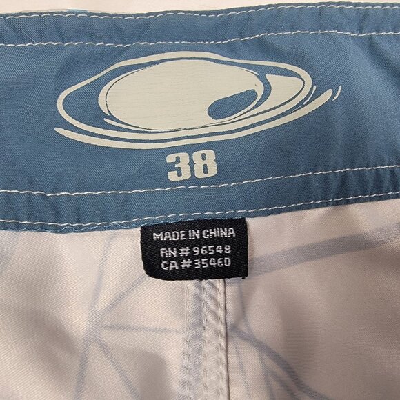 Oakley Silo Mens 38 White Blue Board Shorts Athletic Summer Walking Running - Picture 4 of 14